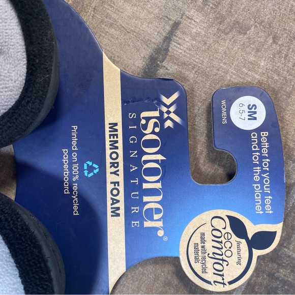 Isotoner signature memory foam machine washable terry knotted slippers black SM - Picture 2 of 4